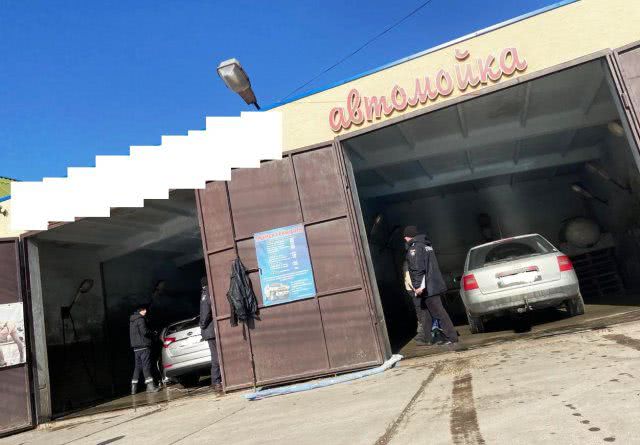 Геническому владельцу автомойки налоговики помешали вести «прибыльную» деятельность