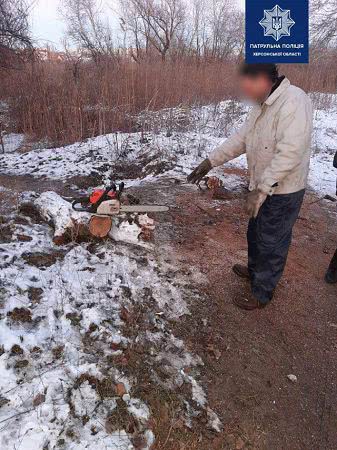 Полиция задержала лесного браконьера прямо в Херсоне