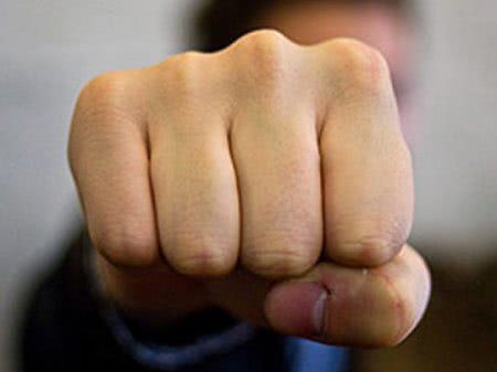 В Украине запустили горячую линию по предупреждению домашнего насилия