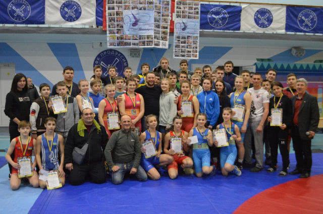 Результаты турнира по вольной борьбе в Херсоне