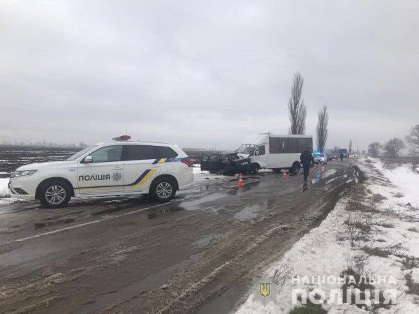 На Херсонщині поліція з’ясовує обставини дорожньо-транспортної пригоди з тяжкими наслідками