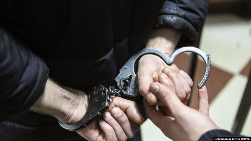 Подозреваемого в участии в «самообороне Крыма» херсонский суд отпустил под залог