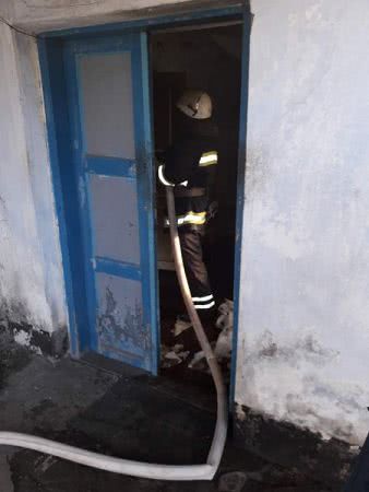 Високопільські вогнеборці під час ліквідації пожежі виявили у будинку загиблу господиню