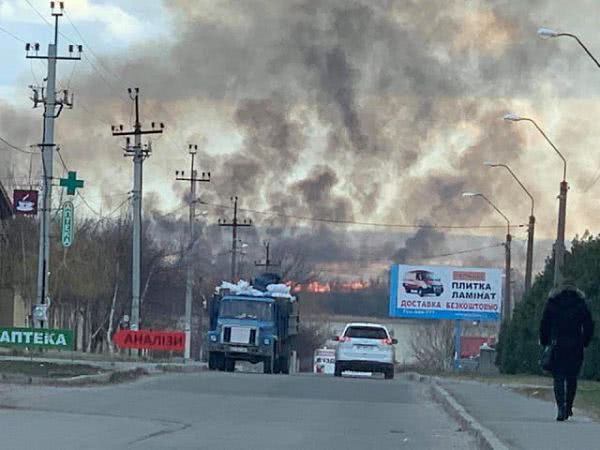 Пожар в херсонских плавнях: угрозы дачным участкам нет - пожарные