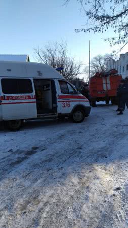 Ліквідовуючи наслідки негоди, рятувальники прибрали 18 дерев та вивільнили 103 транспортних засоби