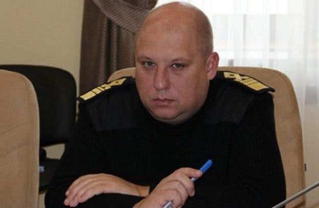 У экс-директора Скадовского порта проводят обыск
