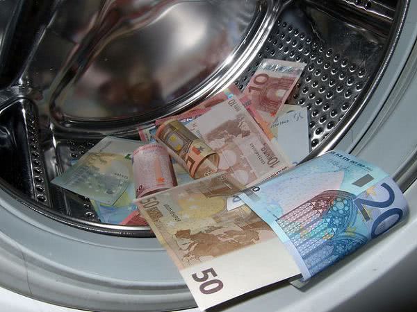 Больница МВД в Херсоне переплатила за стиральные машины