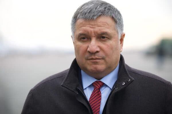 Карантин в Украине будет минимум два месяца, – Аваков