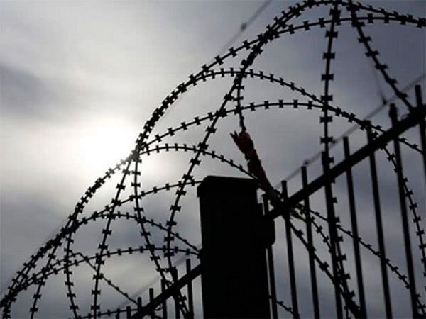 Херсонский арестант в камере ложку проглотил