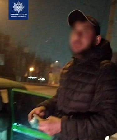 Задержанный пьяным за рулем херсонец признал вину и расскаялся