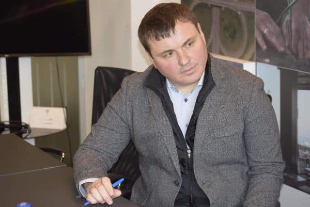 «И солнце б утром не вставало, когда бы не было меня» или, «скромное» обаяние Юрия Гусева