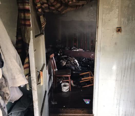Голопристанські вогнеборці під час ліквідації пожежі виявили загиблого чоловіка
