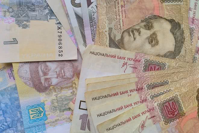 Выплата пенсий и соцпомощи: в Кабмине успокоили украинцев