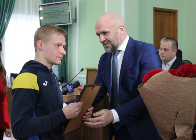 Областная власть поблагодарила спортсменов за высокие достижения на европейской арене