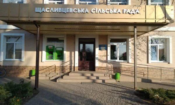 Обвиняемого в получении взятки сельского чиновника будут судить в мае