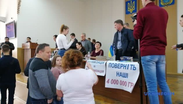 Как в Херсоне сорвали сессию горсовета