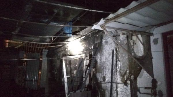 У Херсоні вогнеборці ліквідували пожежу у приватному домоволодінні