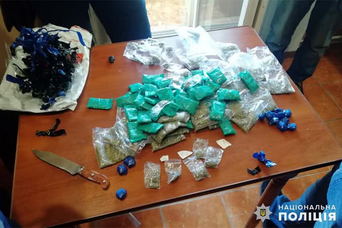 Молодой человек из Херсона распространял в Хмельницком наркотики методом "закладок"