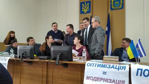 Херсонские депутаты сорвали сессию городского совета