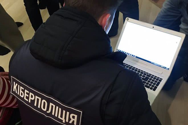 Мошенничество на продаже авто: задержан организатор схемы на полмиллиона в Херсоне и Николаеве