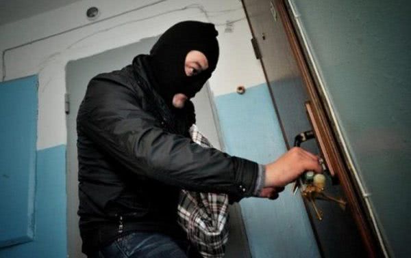 Нацполіція Херсонщини повідомила про останні злочини