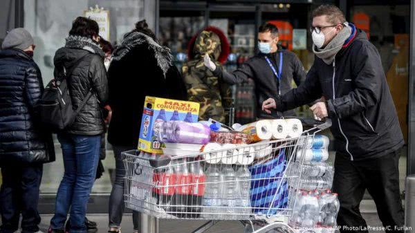 Вирус страха: стоит ли покупать продукты впрок?