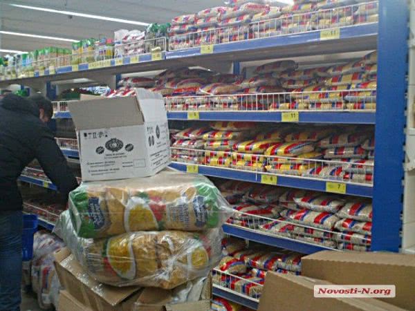 В Херсоне супермаркеты АТБ ограничили количество отпускаемого товара