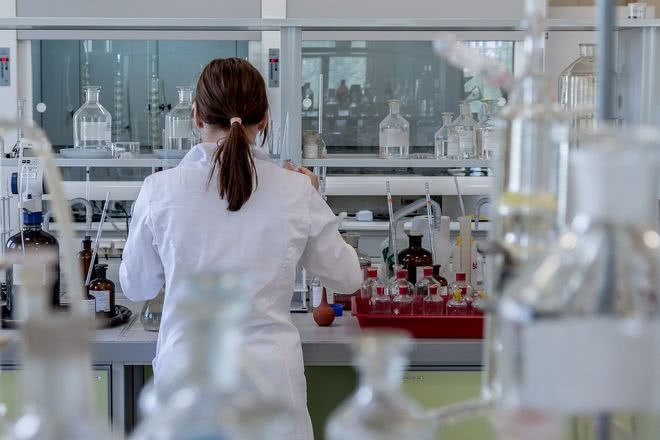 Медикам увеличат зарплату на 30%: когда ждать повышения