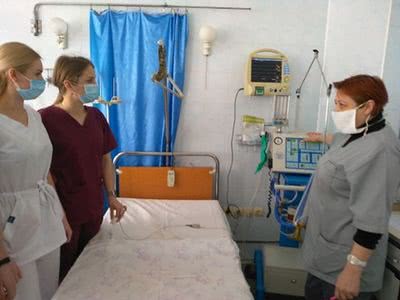 У лікарні Карабелеша розпочали підготовку медперсоналу, який може бути задіяним у резервних групах