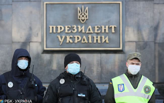 Крайняя мера: введет ли Зеленский в Украине чрезвычайное положение из-за коронавируса
