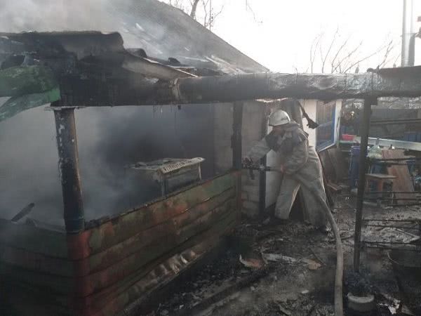 Житель Голой Пристани попал в реанимацию после пожара