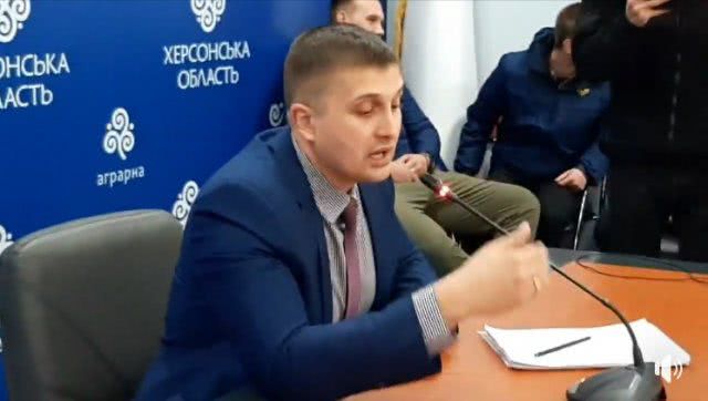 Конкурс на пассажирские перевозки в области перенесен. Со скандалом...