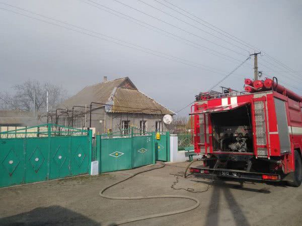 Каховські вогнеборці врятували будинок