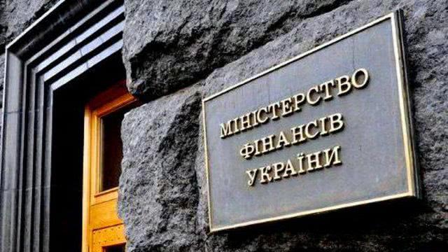 Где бюджетники могут получать пенсии и зарплаты: появился полный список банков