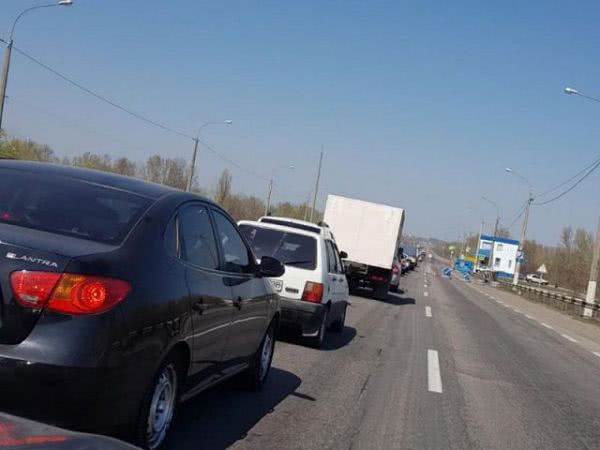 Сколько времени нужно на проезд карантинных блокпостов под Херсоном