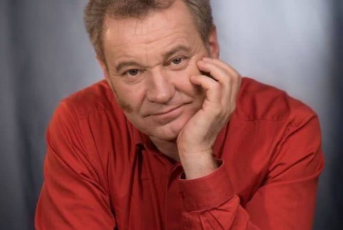 Георгий Делиев на карантине: Снимаю дома сериал, починил мебель, построил будку собаке