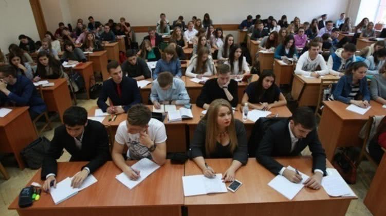 ВНО в Украине может пройти в сентябре - Министерство образования