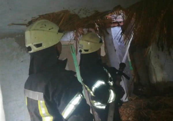 Рятувальники ліквідували пожежу у покинутому будинку