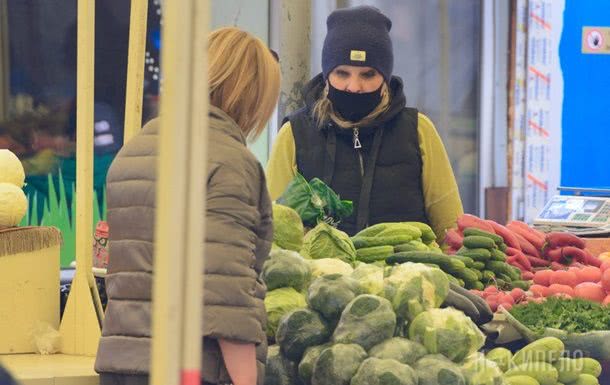 В Украине снова закрыли рынки до конца карантина