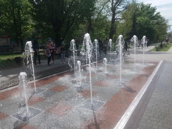 Экспертиза подтвердила завышение стоимости материалов для фонтана в центре Херсона