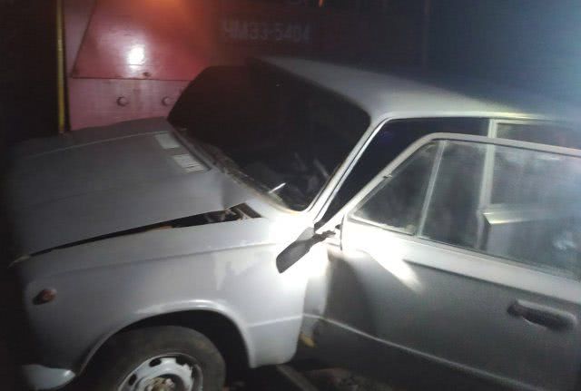 ДТП на железной дороге возле Каховки произошло из-за невнимательности водителя ВАЗа