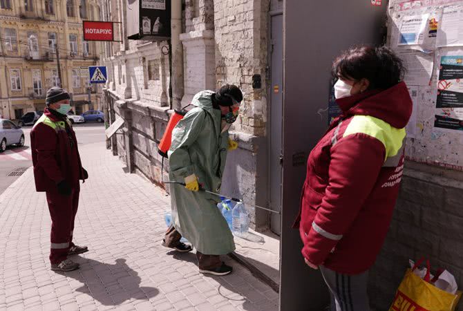 Осторожно – мошенники! Как не стать жертвой липовых дезинфекторов и продавцов амулетов от коронавируса