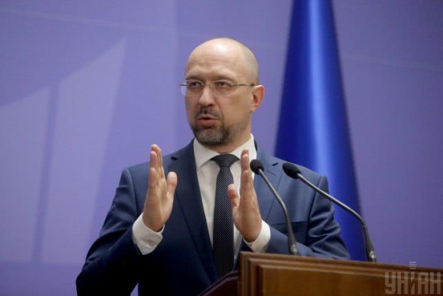 Стратегия выхода Украины из карантина: Шмыгаль рассказал первые подробности