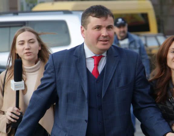 Бунт аграгиев: Председатель Херсонской ОГА не хочет ничего решать, а ждет, что ему посоветуют херсонцы