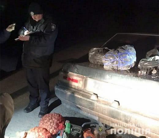 В Хмельницкой области полицейские задержали двух жителей Херсона с 5-ю килограммами марихуаны