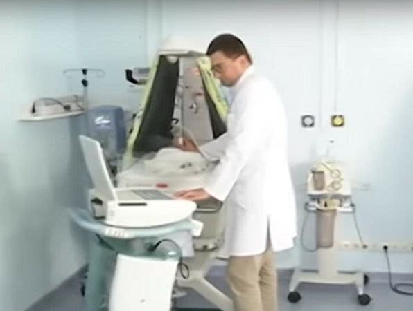 роддом, скриншот с видео