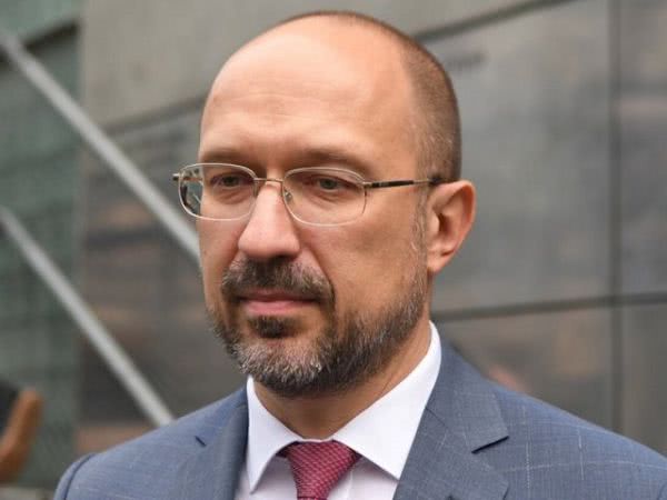 Как будут ослаблять карантин в Украине: Шмыгаль рассказал о новых мерах