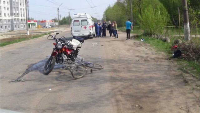 Мотоцикл и велосипед не разминулись на Херсонщине