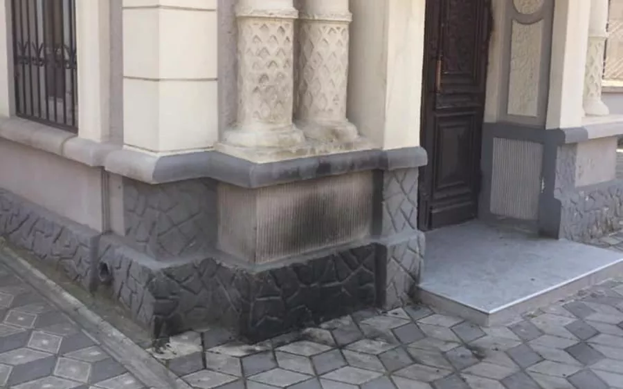 В Херсоне продолжается расследование попытки поджога синагоги