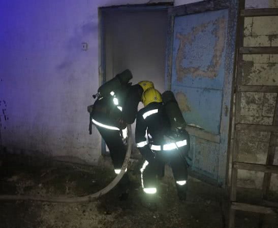 Голопристанські рятувальники ліквідували пожежу в лазні